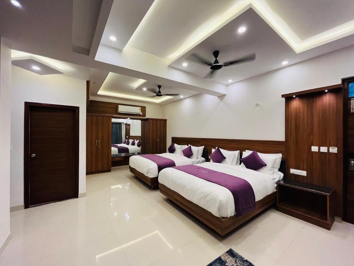 Vovo Premier Hotel Bangalore Exterior photo